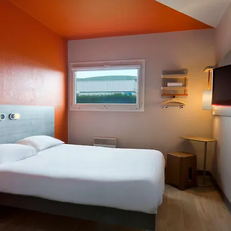 Отель Mister Bed Universite 2*