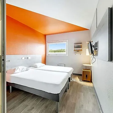 Mister Bed Universite מלון 2*