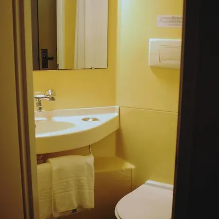 Mister Bed Universite Отель