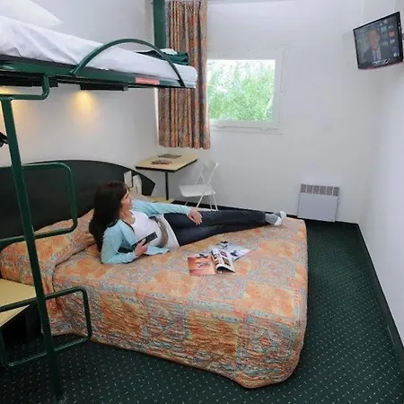 Отель Mister Bed Universite Ле-Ман