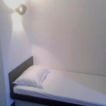 Отель Mister Bed Universite 2*