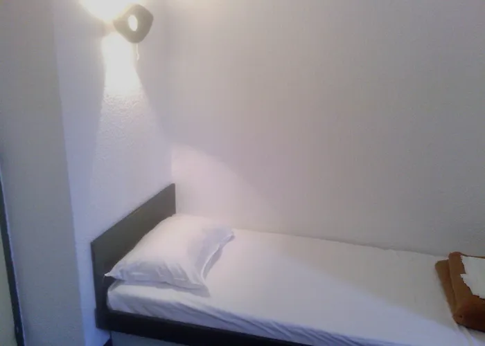 Hotel Mister Bed Universite 2*